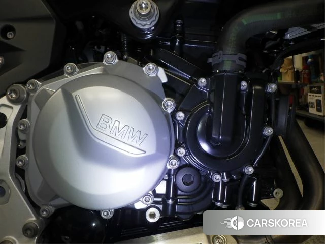 Engine photo