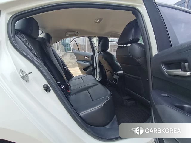 Toyota Corolla id 4368071 из Китая 17
