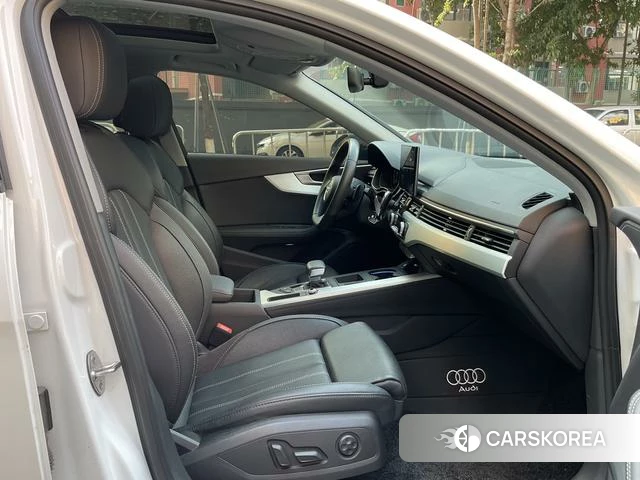 Audi A4L id 4227325 из Китая 10