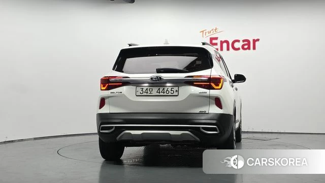 Kia Seltos id 4717599 из Кореи 23