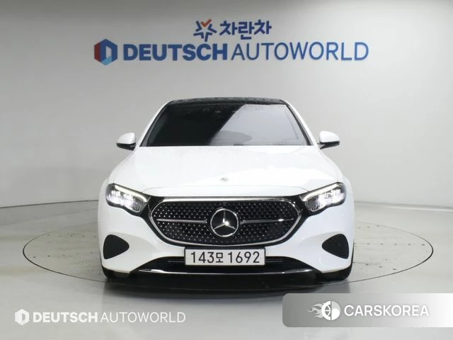 Mercedes-Benz E-Class W214 2024 Белый из Кореи, фото 4