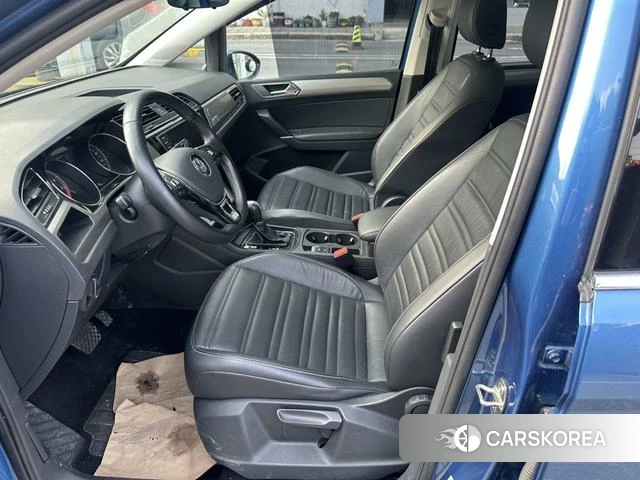 Volkswagen Touran L id 4238763 из Китая 10