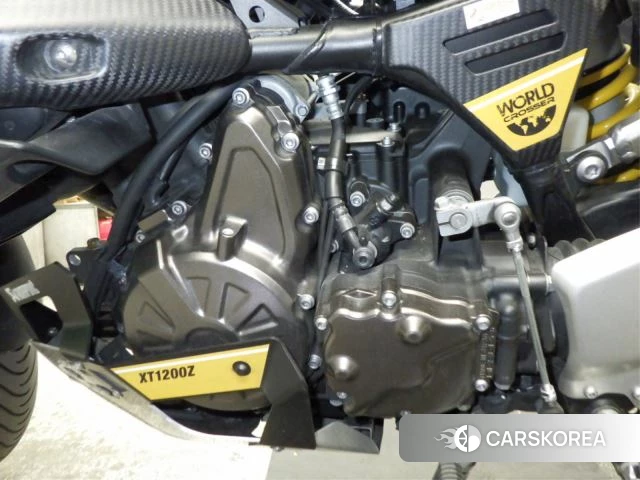 Engine photo