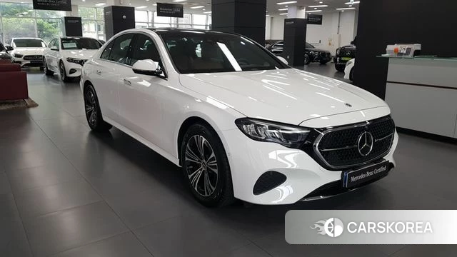 Mercedes-Benz E-Class W214 id 4739172 из Кореи 13