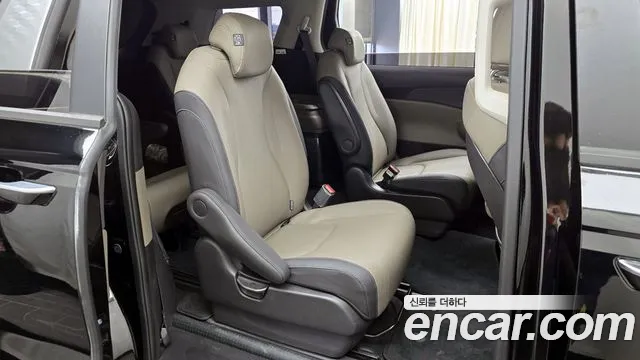 Kia The New Carnival 4th Generation id 2522150 из Кореи 13