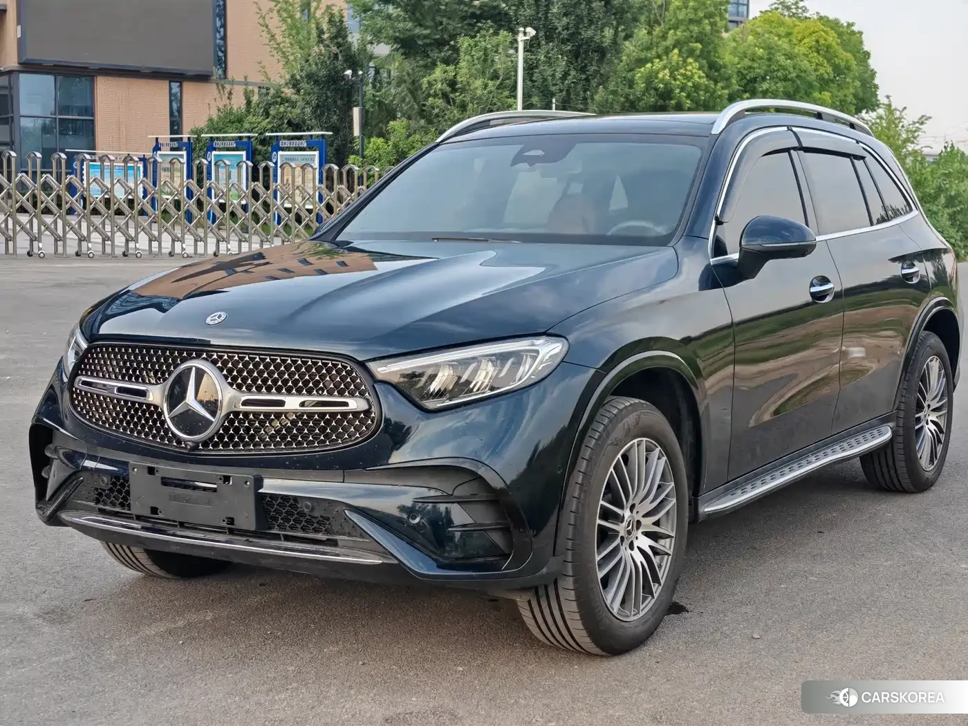 Mercedes-Benz GLC 2025 Зеленый из Китая, фото 3