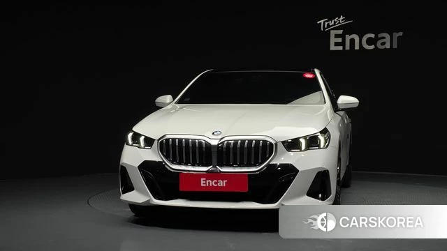 BMW 5 Series (G60) id 4381085 из Кореи 23