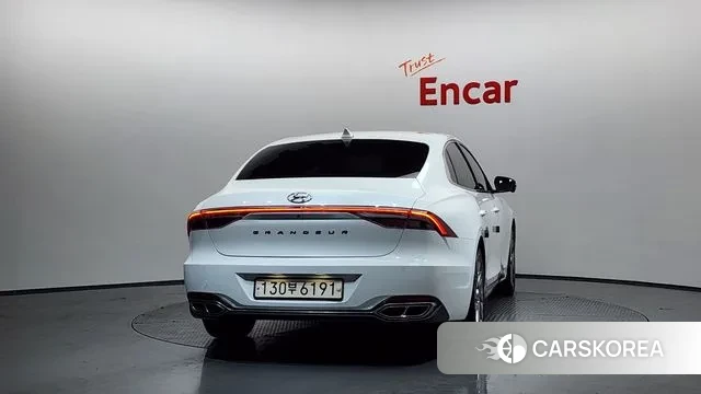 Hyundai The New Grandeur IG Hybrid id 3760456 из Кореи 13