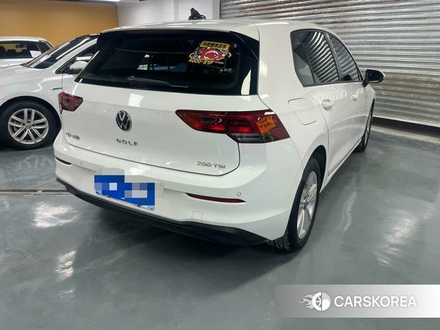 Volkswagen Golf 2022 Белый из Китая, фото 3