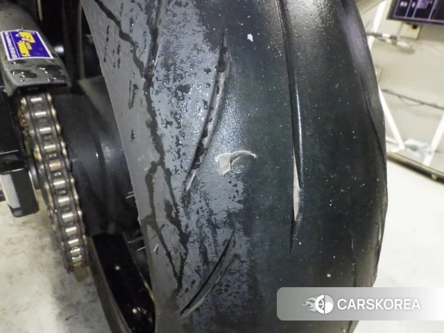 Suzuki GSX1300R HAYABUSA id 3947465 из Японии 23