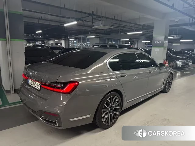 BMW 7 Series (G11) id 3003142 из Кореи 3