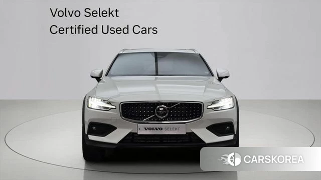 Volvo V60 Cross-Country 2nd Generation id 4016801 из Кореи 13