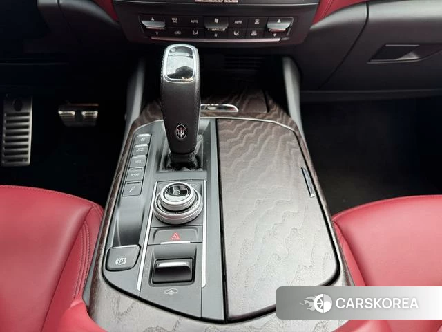 Maserati Levante id 4228480 из Китая 15