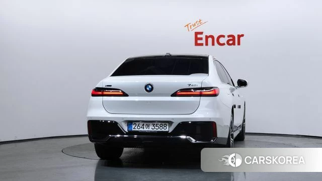 BMW 7 Series (G70) id 4571117 из Кореи 23