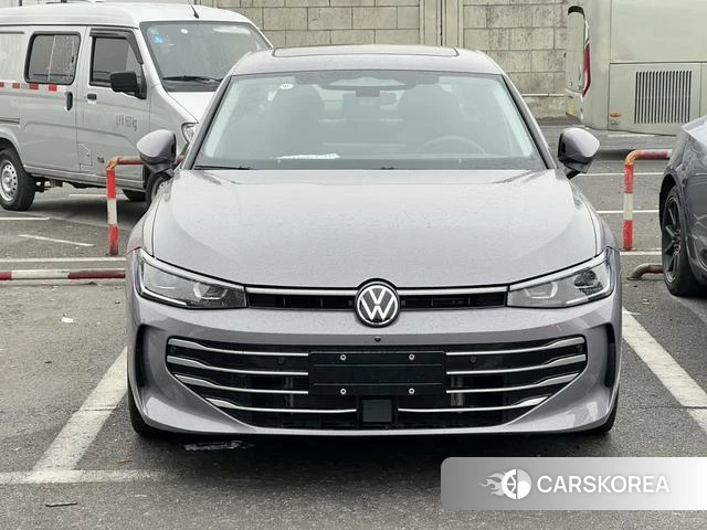 Volkswagen Passat 2024 Фиолетовый из Китая, фото 3