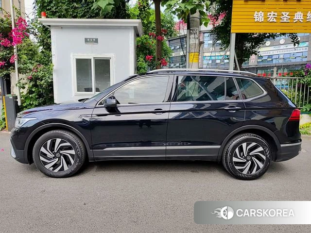 Volkswagen Tiguan L 2023 Черный из Китая, фото 3