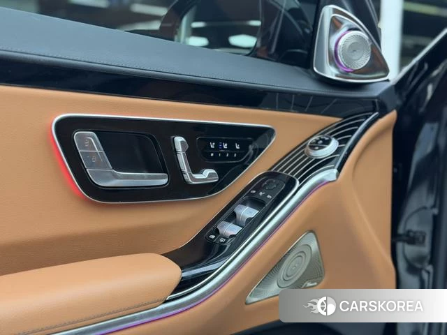 Mercedes-Benz S-class 2024 Черный из Китая, фото 6