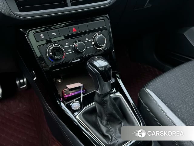 Volkswagen Exploring the shadow id 4256670 из Китая 22