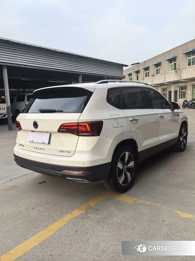 Volkswagen Tuyue 2022 Белый из Китая, фото 3