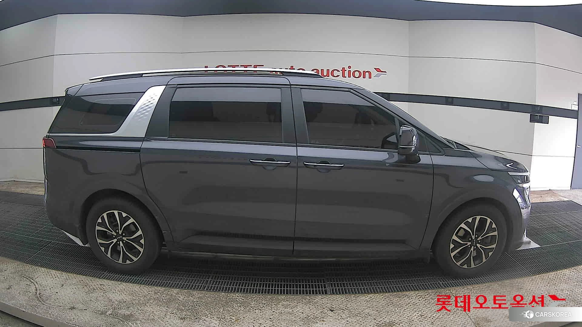 Kia Carnival id 3875762 из Кореи 23