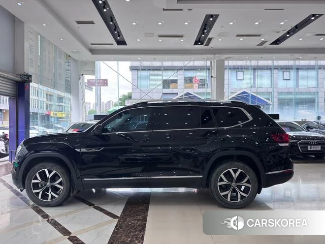 Volkswagen Tourang id 4272425 из Китая 9