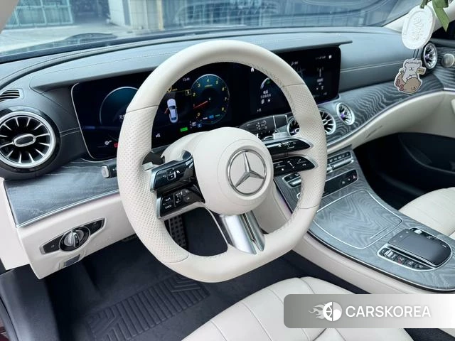 Mercedes-Benz E-class (imported) 2021 Коричневый из Китая, фото 6