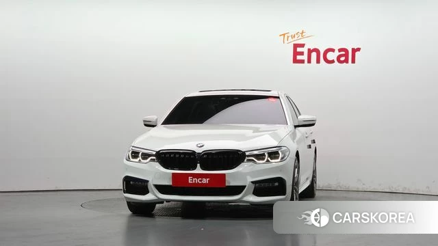 BMW 5 Series (G30) id 4873506 из Кореи 23