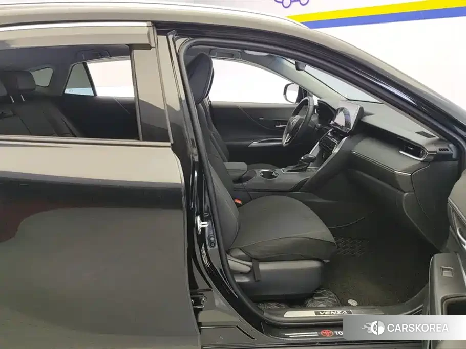 Toyota Venza id 4628121 из Китая 9