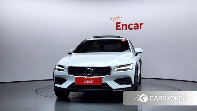 Volvo V60 Cross-Country 2nd Generation id 4266290 из Кореи 23