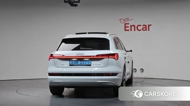 Audi e-Tron id 3911286 из Кореи 13