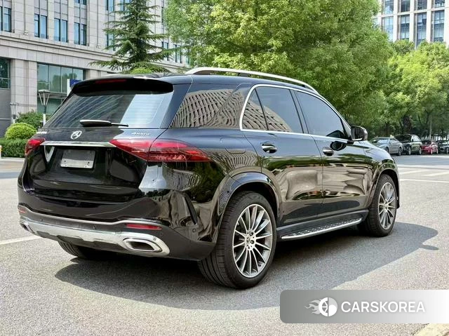 Mercedes-Benz GLE (import) 2023 Черный из Китая, фото 3
