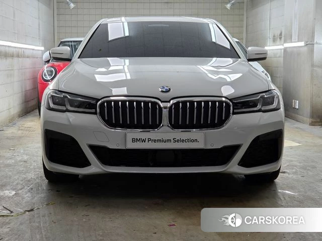 BMW 5 Series (G30) id 4281693 из Кореи 13