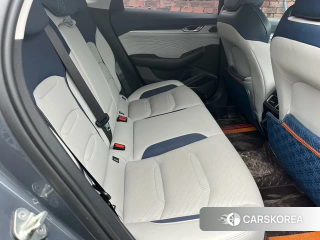 Geely Automobile Xingrui 2022 Темно-серый из Китая, фото 3