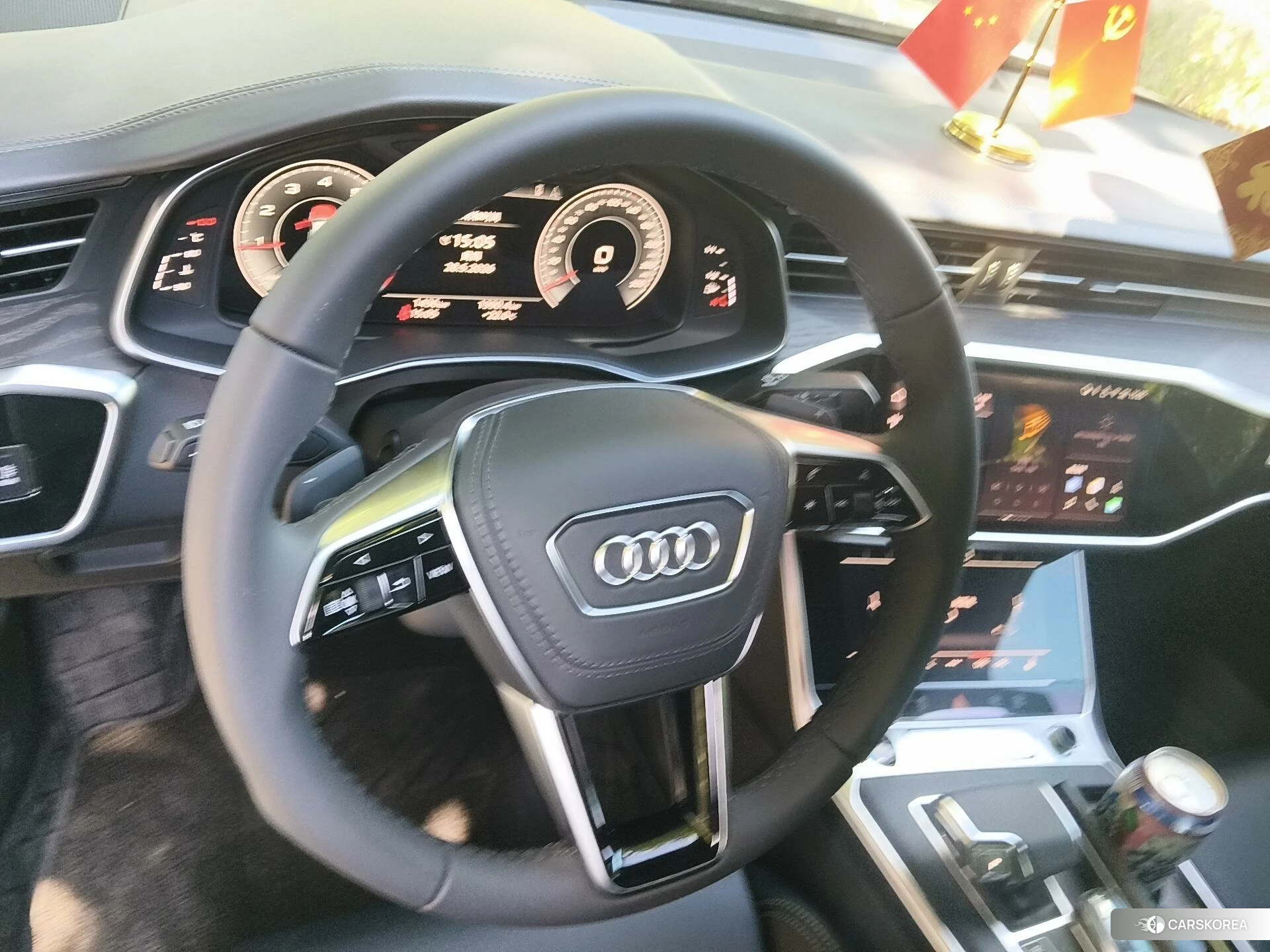 Audi A6L id 4419452 из Китая 14
