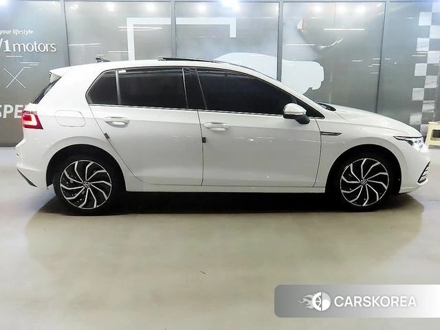 Volkswagen Golf 8th Generation id 3982030 из Кореи 13