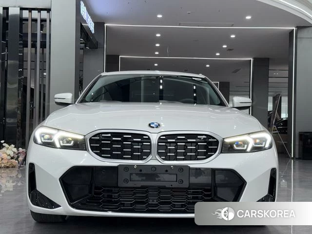 BMW 3 series 2024 Белый из Китая, фото 3