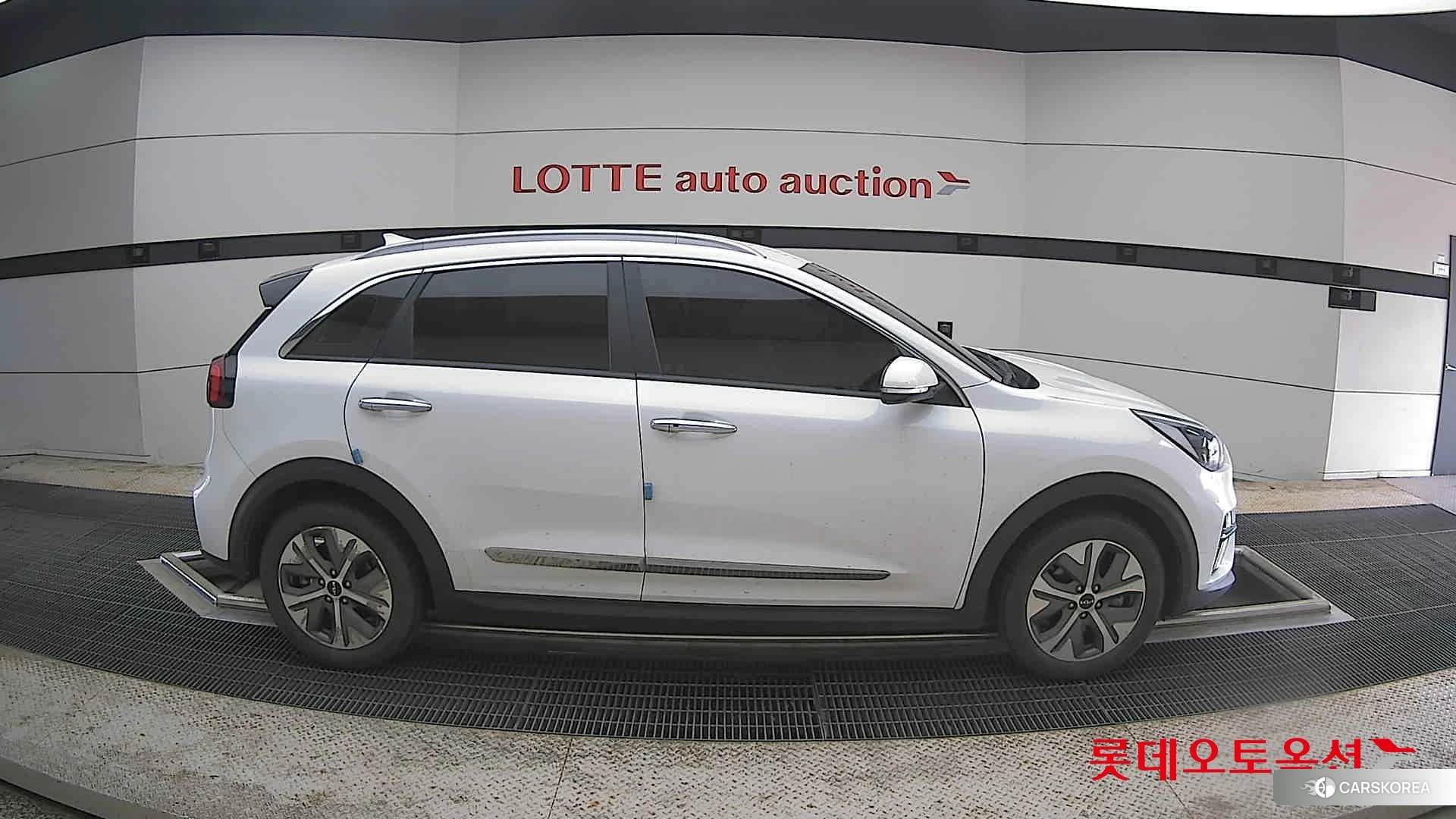 Kia Niro EV id 4347402 из Кореи 23