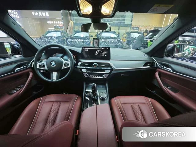 BMW 5 series 2021 Черный из Китая, фото 3