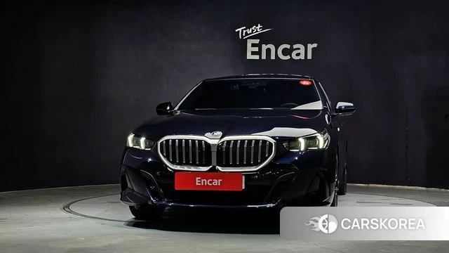BMW 5 Series (G60) id 4578928 из Кореи 23
