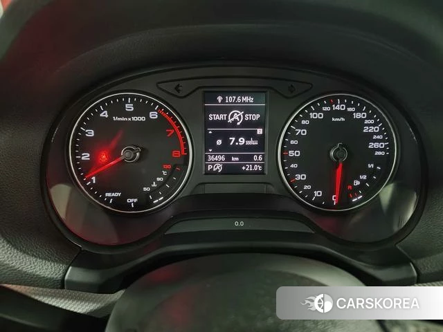 Audi Q2L id 4314471 из Китая 23