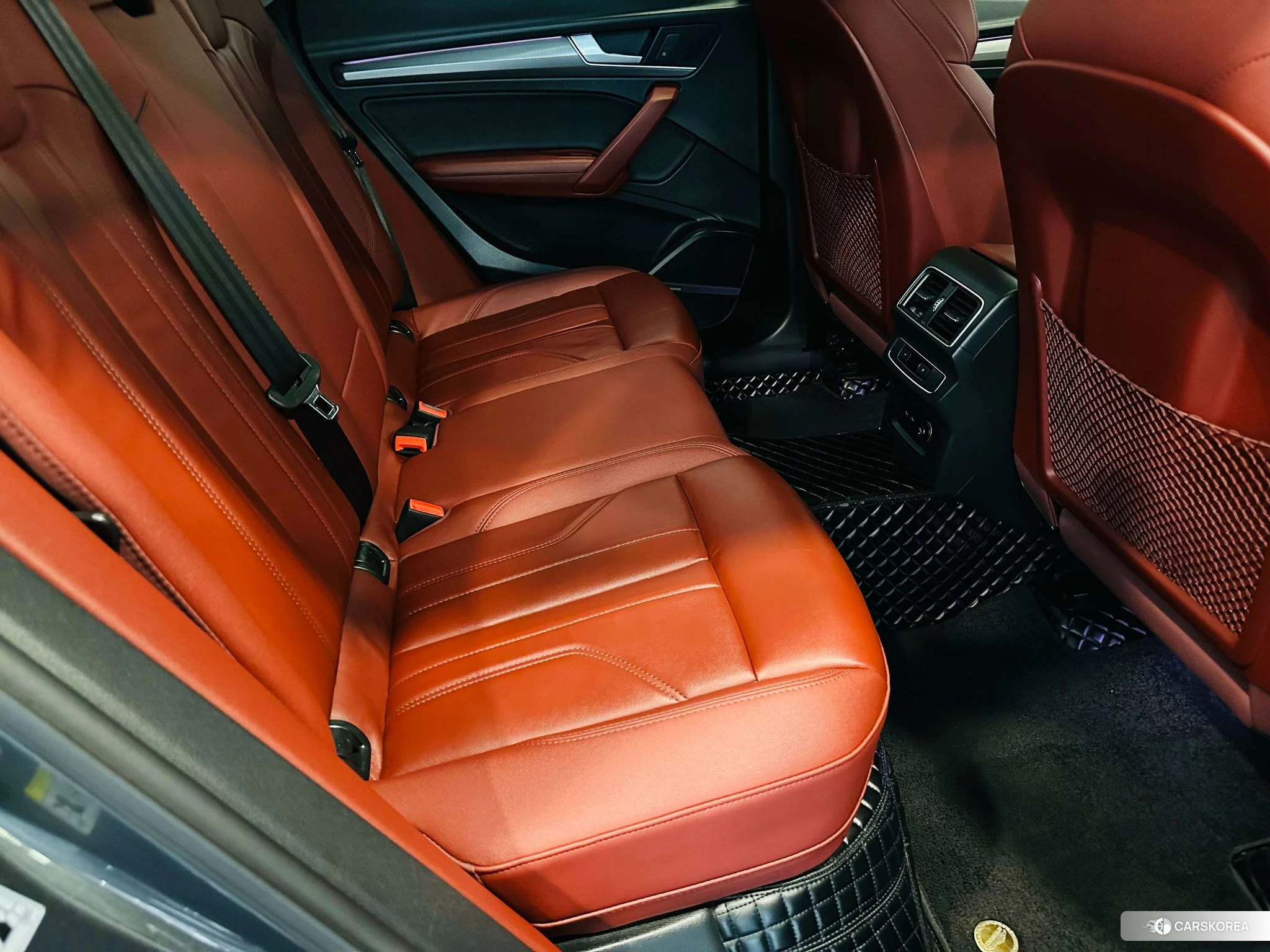 Audi Q5L id 4419512 из Китая 12