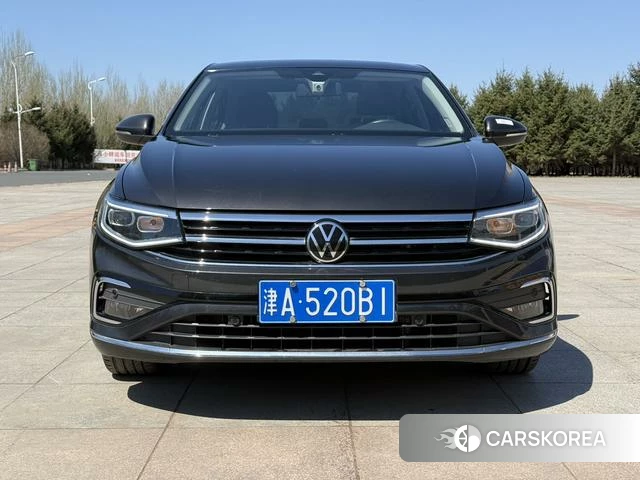 Volkswagen Bora id 4263072 из Китая 13