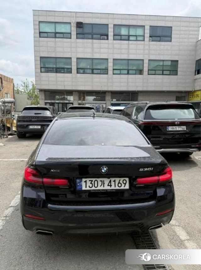 BMW 5 Series (G30) 2023 Черный из Кореи, фото 3