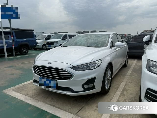 Ford Mondeo 2021 Белый из Китая, фото 3