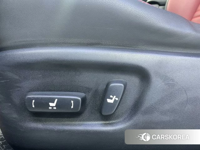 Lexus NX id 4279202 из Китая 13