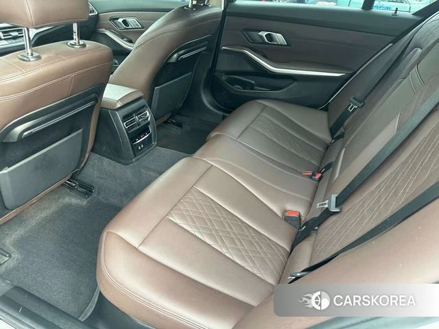 BMW 3 series id 4359044 из Китая 7
