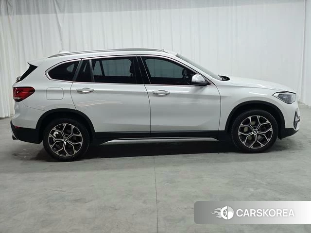 BMW X1 id 4260297 из Китая 13
