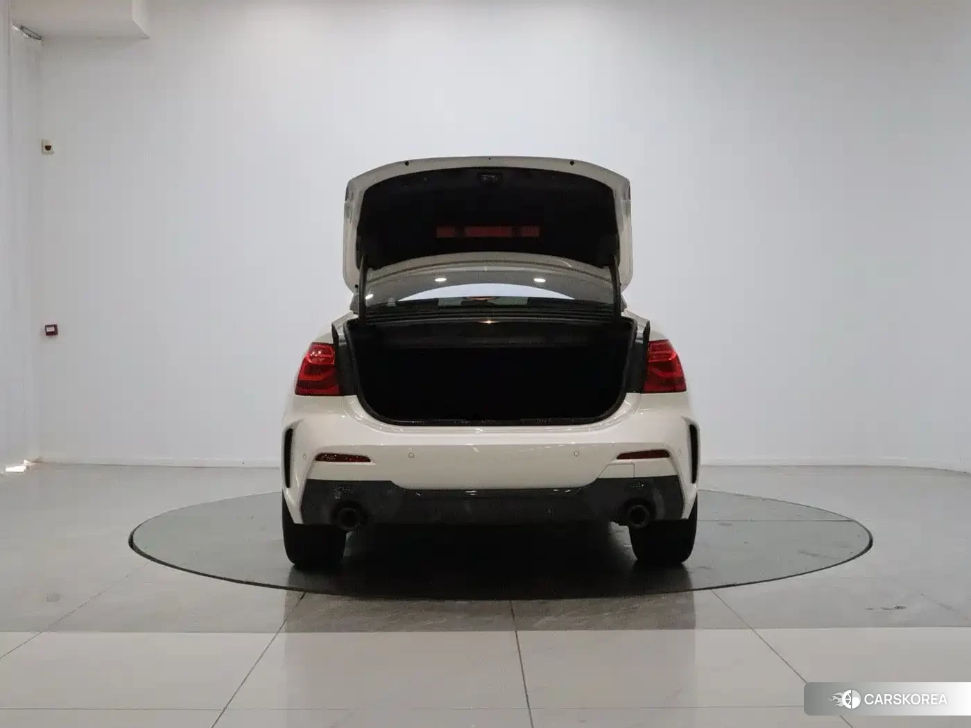 BMW 1 series id 4685941 из Китая 15