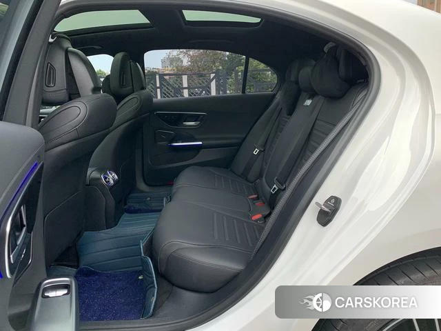 Mercedes-Benz Class C id 3968848 из Китая 23