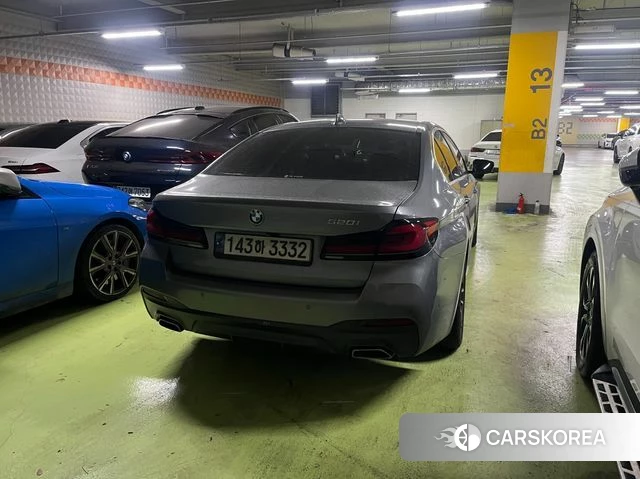 BMW 5 Series (G30) 2022 Серый из Кореи, фото 6